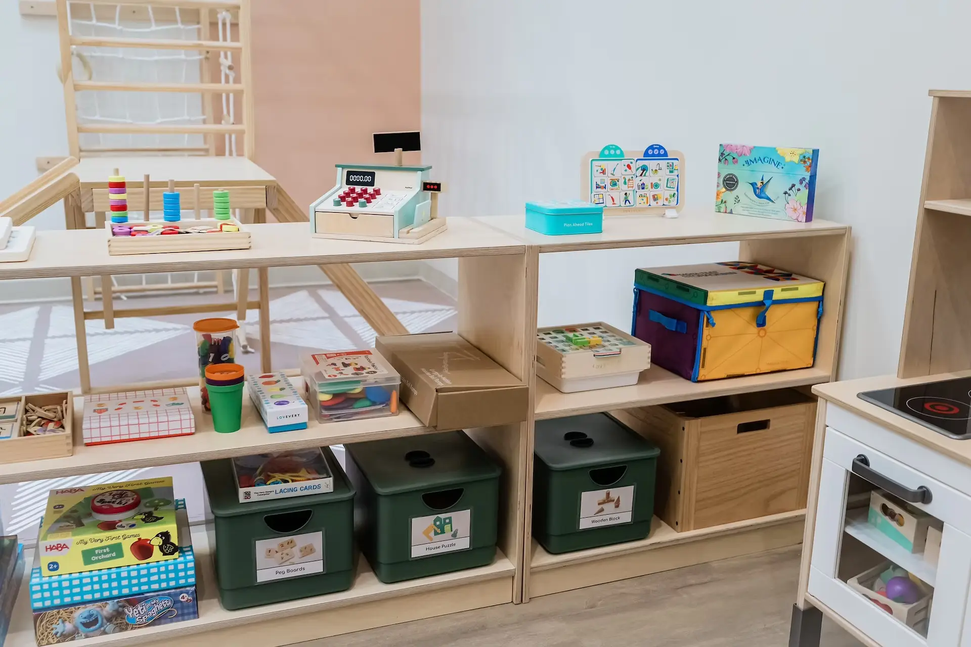 BARNETTE ACADEMY - CLASSROOMS - PREK - 4