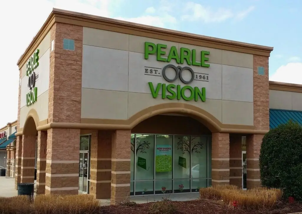 imgi 11 Pearle Vision 02