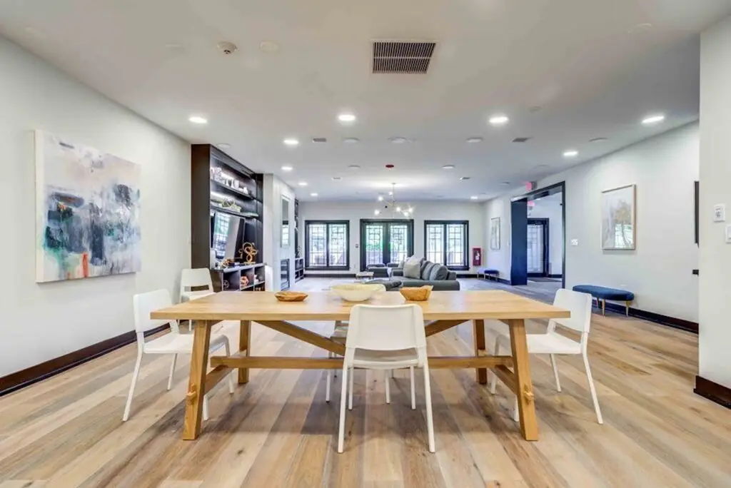 imgi 14 Birchwood on Sterling Apartments 04 resized 002